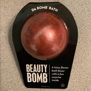 Da Bomb Bath Bomb Lotus Flower NWT